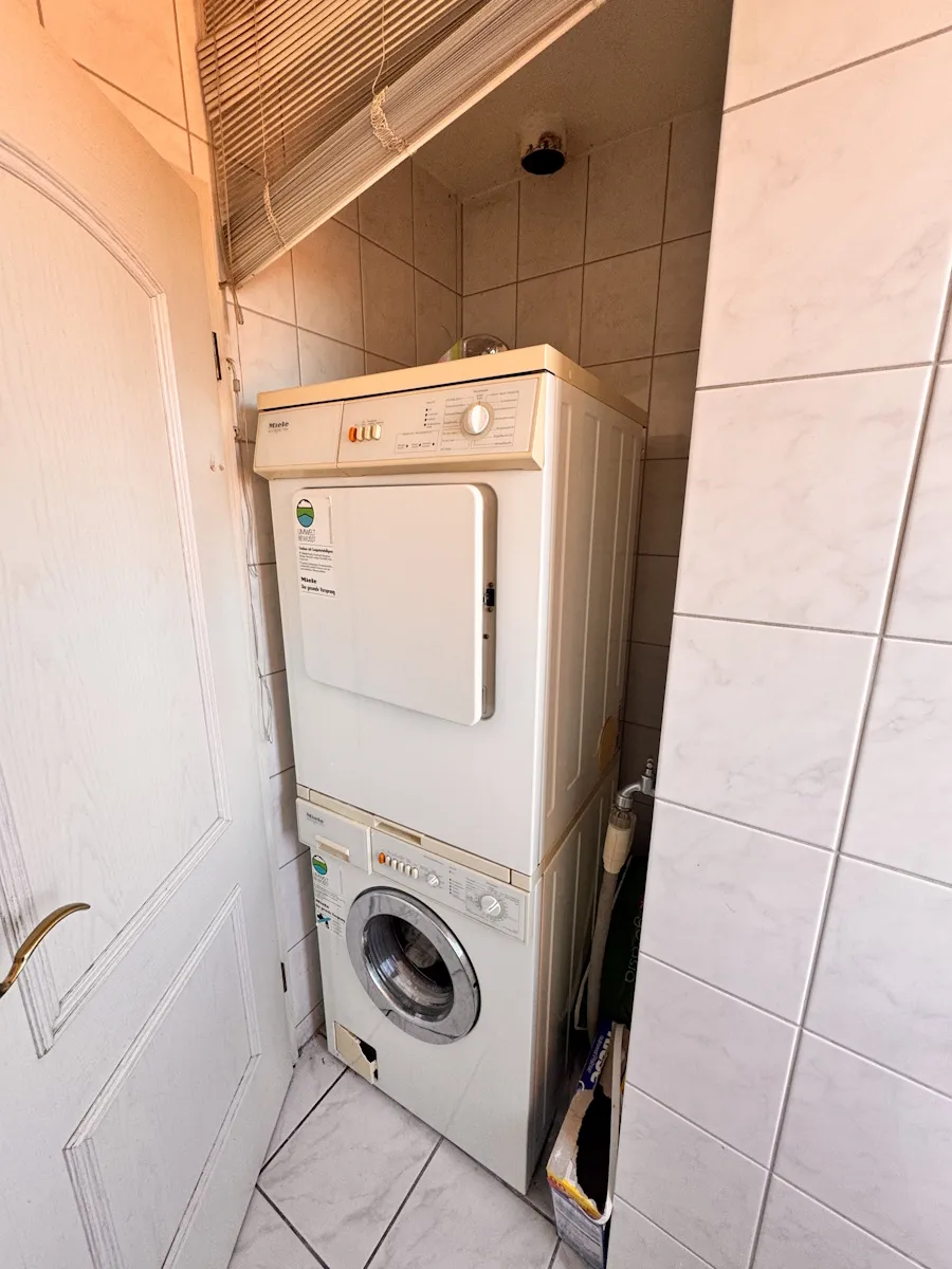 Waschmaschine im Gäste/WC