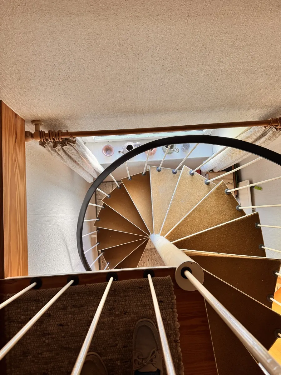 Wendeltreppe zum DG Anbau