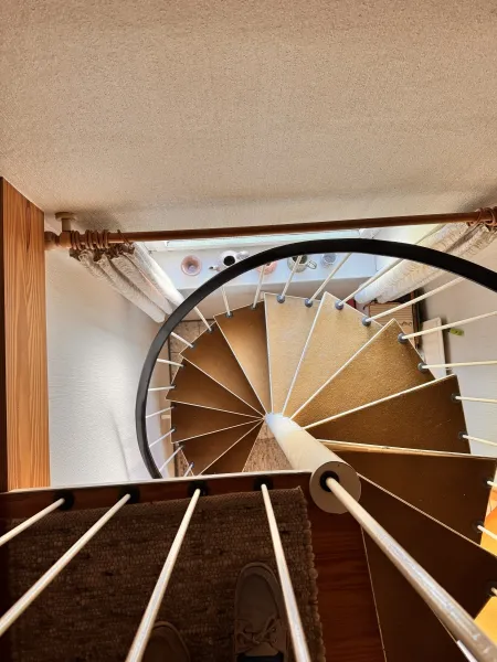 Wendeltreppe zum DG Anbau