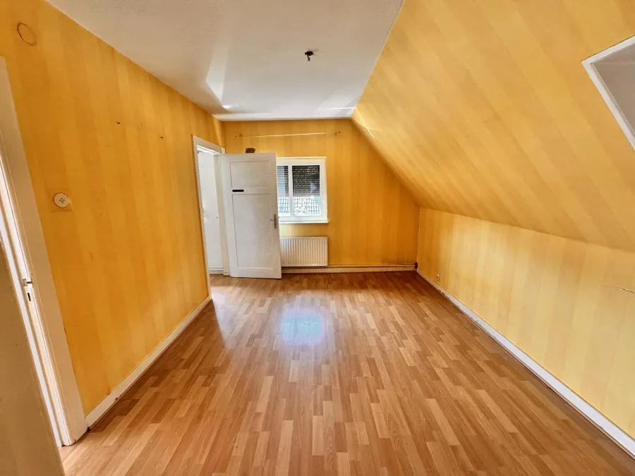 Schlafzimmer DG 2. Wohneinheit